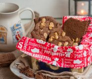 Speculaasbrok met amandelen