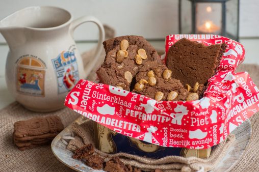 Speculaasbrok met amandelen